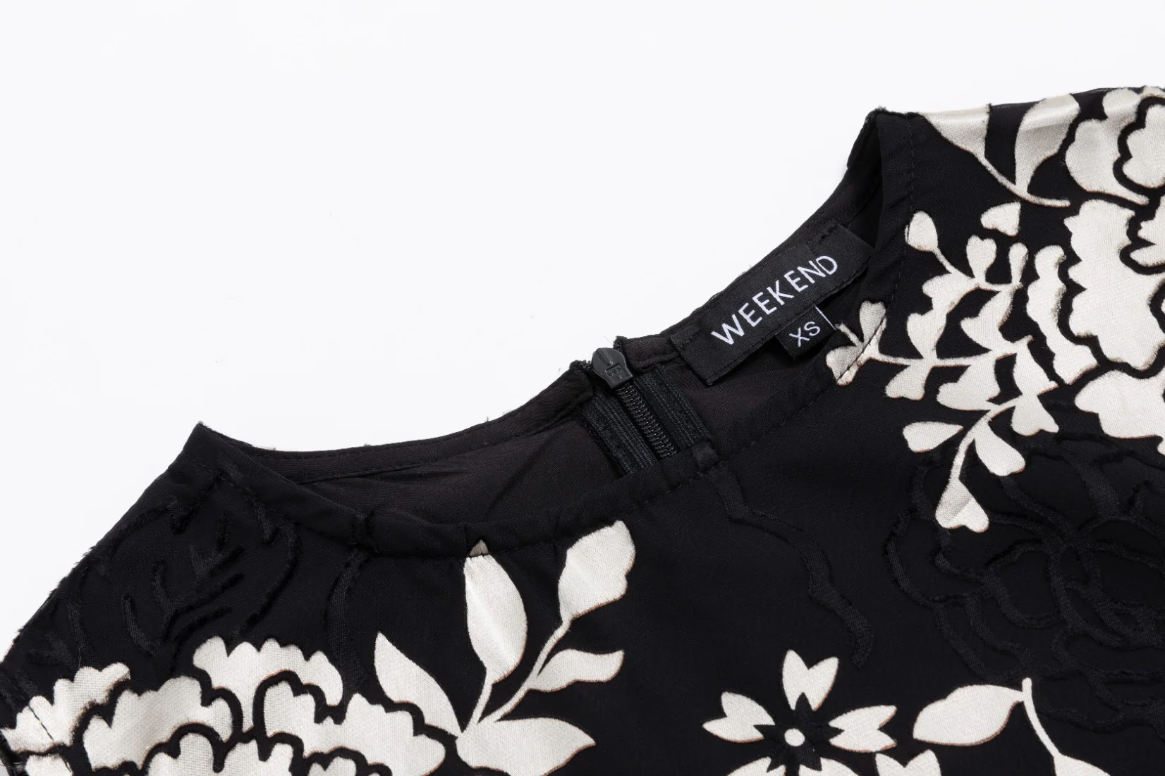 Black & White Flower Printed Top & Jumper - Image 5