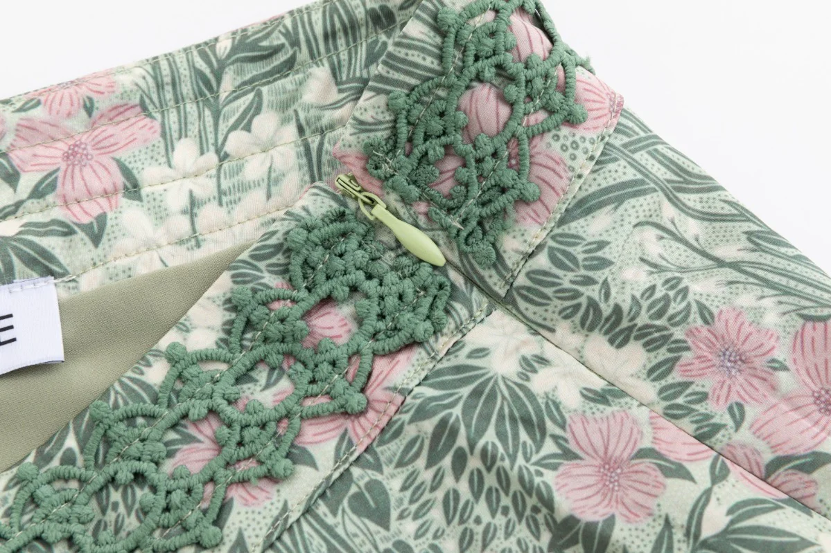 Green And Pink Printed Lace Skirt - Image 5